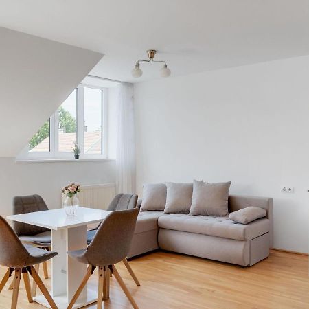 Elegant Apartment In Vienna With Patio 외부 사진