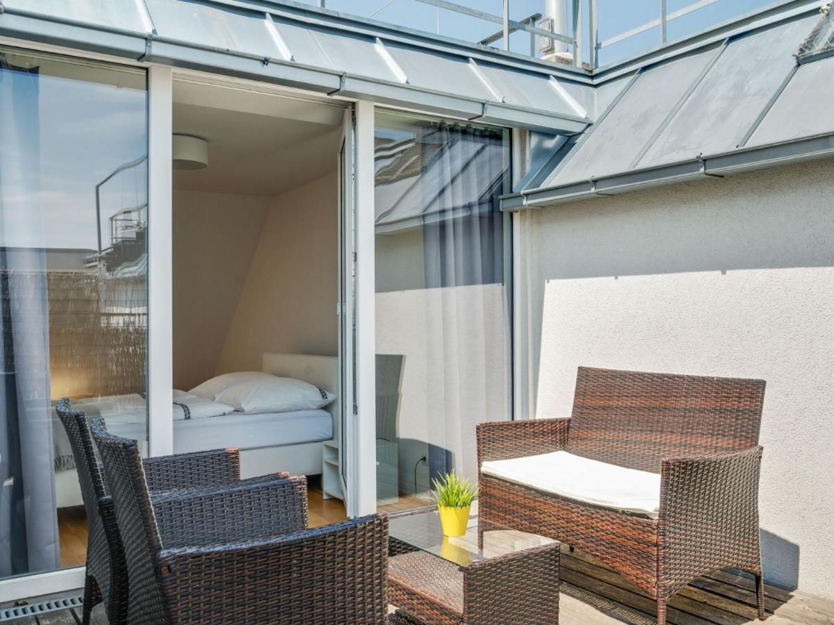 Elegant Apartment In Vienna With Patio 외부 사진